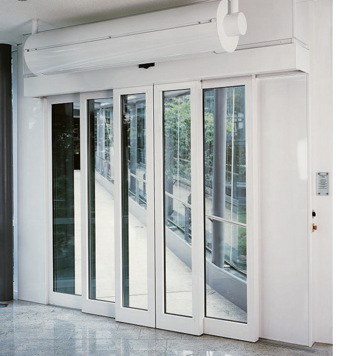 Automatic-Telescoping-Doors2